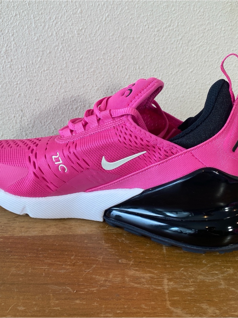 Nike Air Max 270 Laser Fuchsia Pink Black 943345 602 - Size 7Y or Women’s 8.5 - Picture 9 of 11